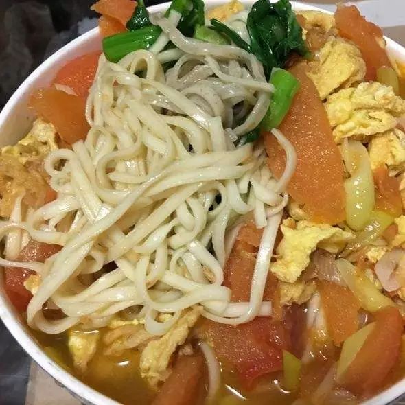 鸡蛋大葱打卤面做法