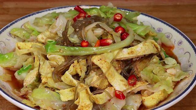 粉丝包菜凉拌鸡蛋做法