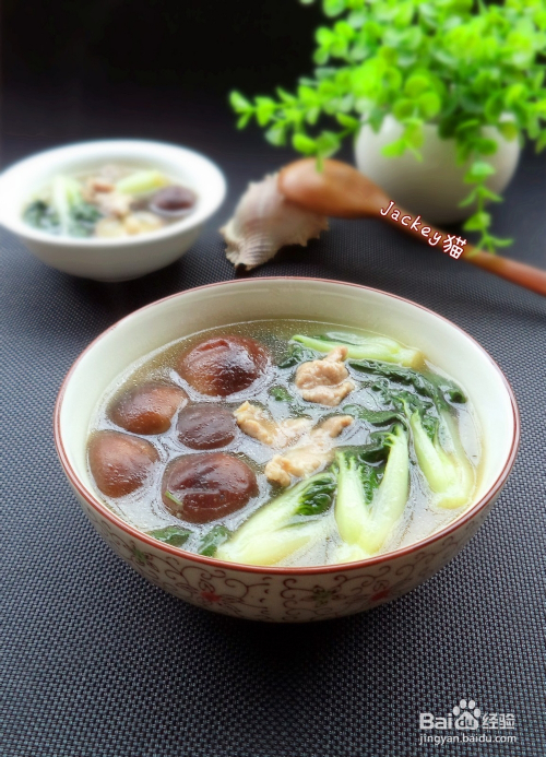 青菜蘑菇汤的做法视频