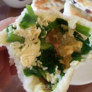 鸡蛋面韭菜饼做法视频