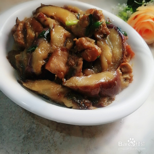 熟排骨烩茄子的做法视频
