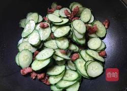 青瓜腊肠鸡蛋做法