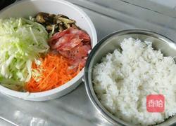 鸡蛋圆白菜炒饭做法