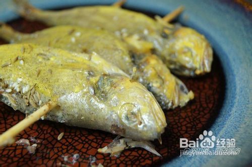 小吃烤黄花鱼的做法