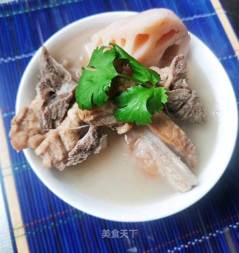 排骨莲藕汤的传统做法