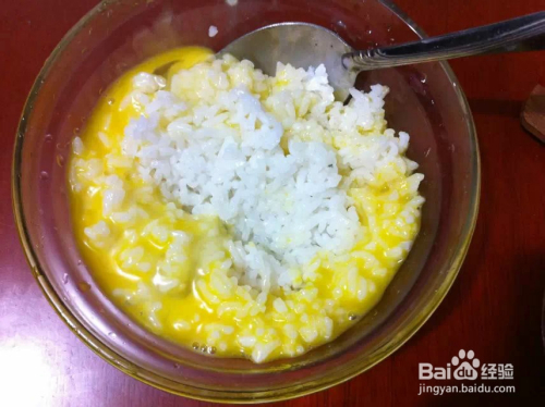 新鲜米饭鸡蛋饭做法