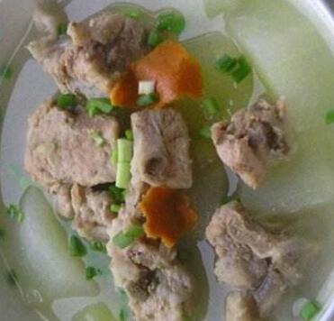 老黄瓜土豆排骨汤的做法