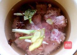 大连炖酸菜排骨的做法大全