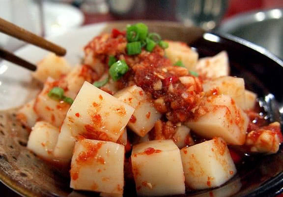 米豆腐炒蛋的做法