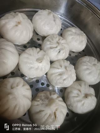 牛肉粉丝包菜鸡蛋做法