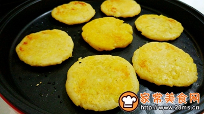 牛奶土豆饼做法