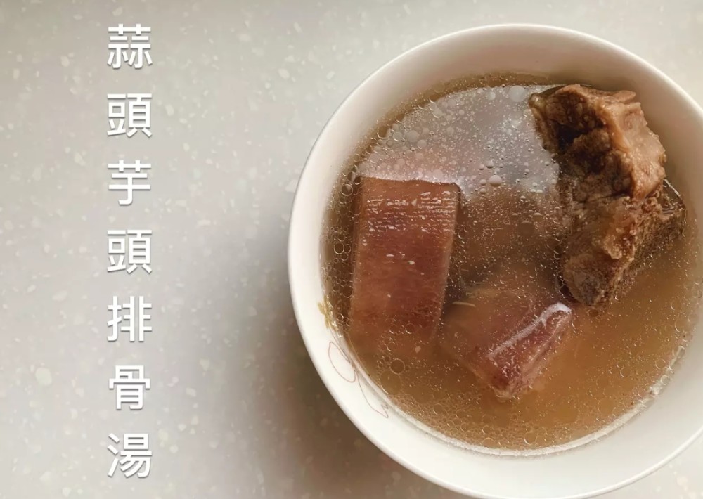 猪排骨煲汤滋补的做法