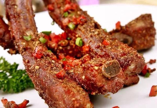 碳烤小鸡肉排骨的做法
