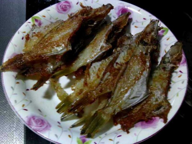 椒盐香约鱼的做法