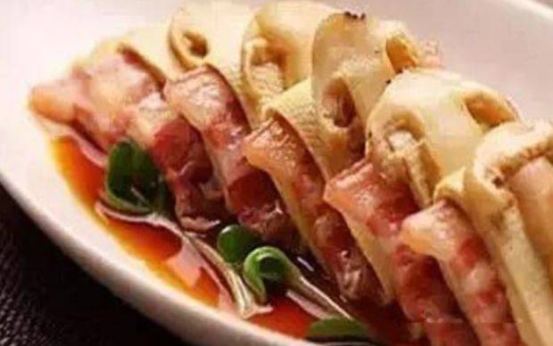 肉卷炖豆腐的做法