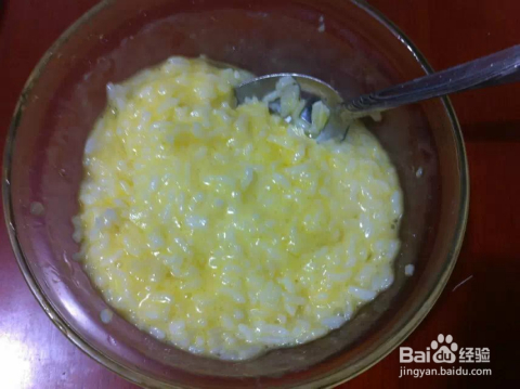 鸡蛋米饭圆球做法视频