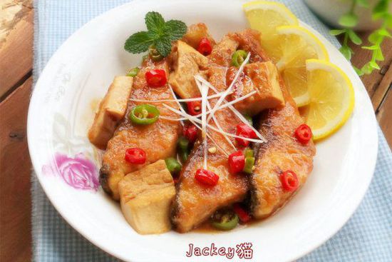 食堂烧鱼块豆腐的做法窍门
