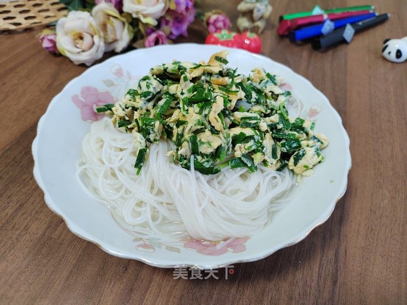 河南韭菜鸡蛋面做法