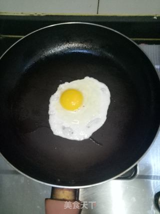 肉菜鸡蛋挂面做法