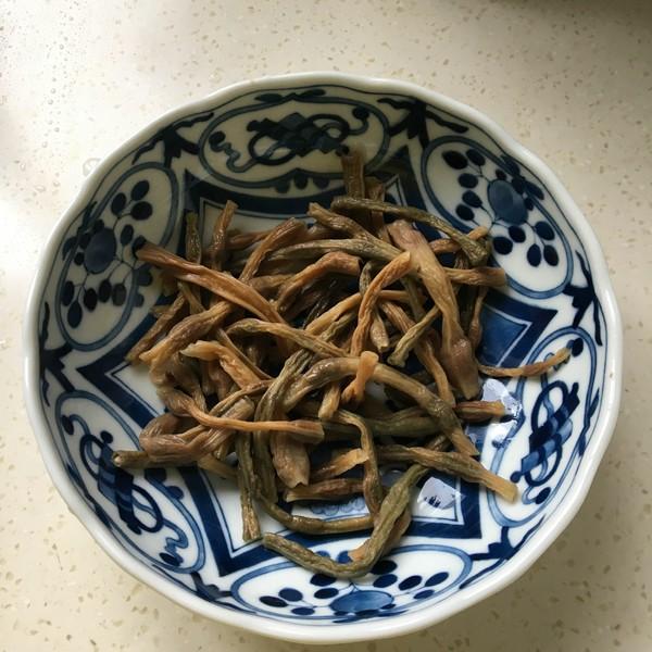 干豇豆蒸腊肉的做法