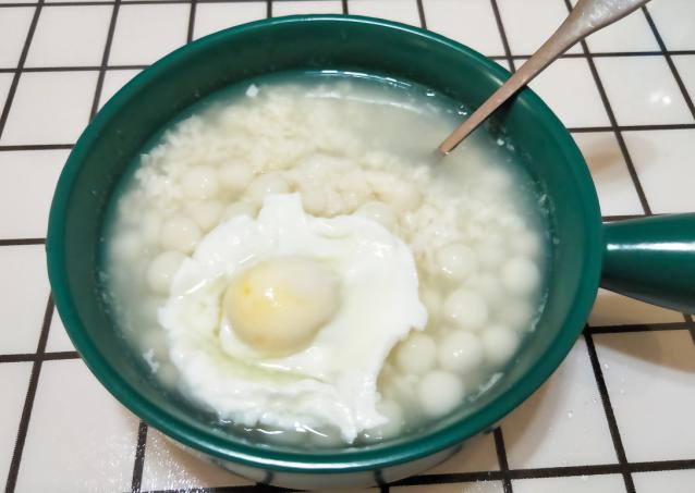 福安米酒炖鸡蛋做法