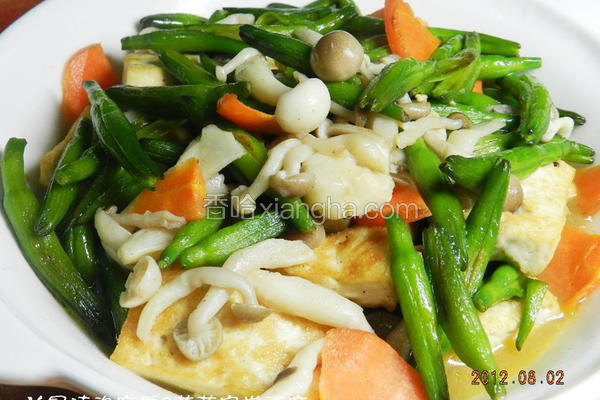 菇菇豆腐的做法