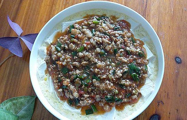 煎炸秘制豆腐的做法