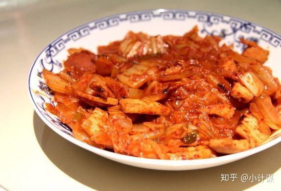 辣白菜炖土豆片的做法