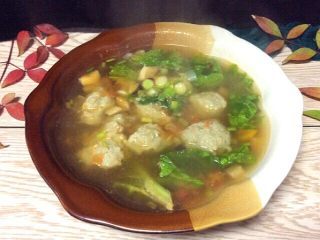 氽丸子汤的家常做法
