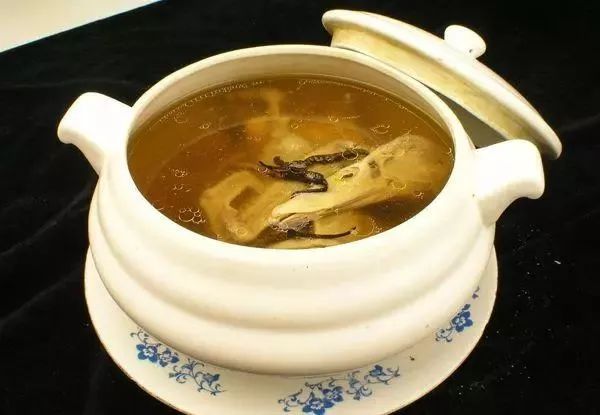 鸡腱汤的做法