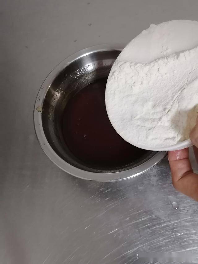 月饼熟面粉的做法
