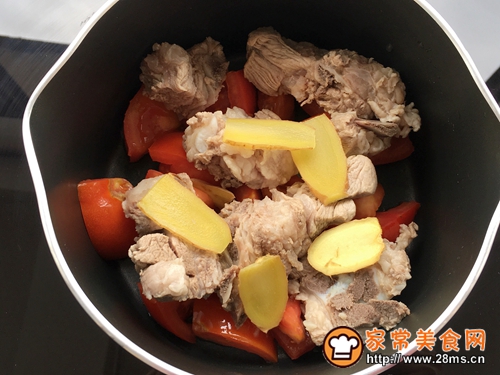 大料土豆排骨汤的做法