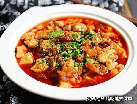 麻婆豆腐炒鸡肉的做法