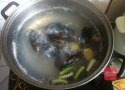 淡菜焖豆腐汤的做法