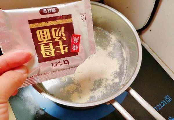 水煮鸡蛋做法和配料窍门