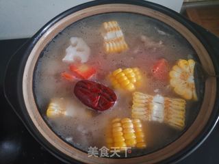 玉米海苔排骨汤的做法