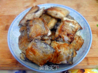 蜜桃酱鱼的做法