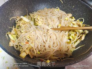 炸豆腐片卤面条的做法