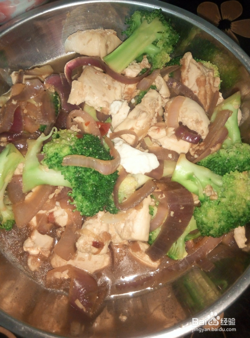 西兰花豆腐清汤的做法