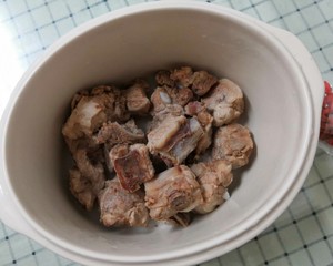 排骨赤豆茶树菇汤的做法