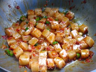 鲤鱼煮魔芋豆腐的做法