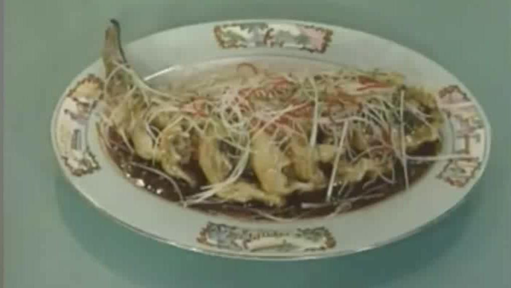 鱼泡泡酸菜的做法视频