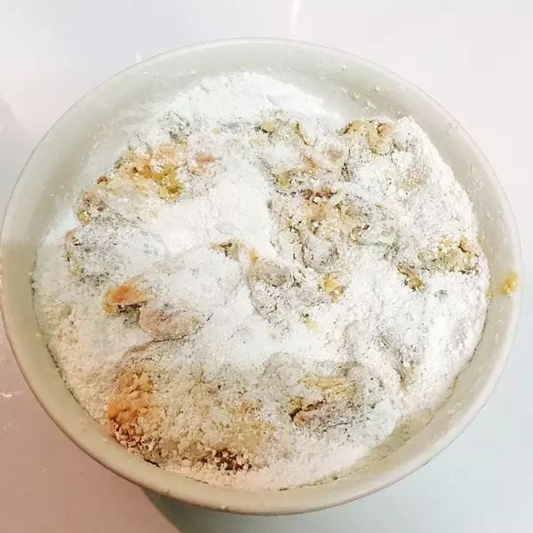 酱油油炸排骨的做法