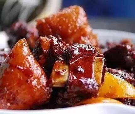 淮扬菜粽子烧排骨的做法