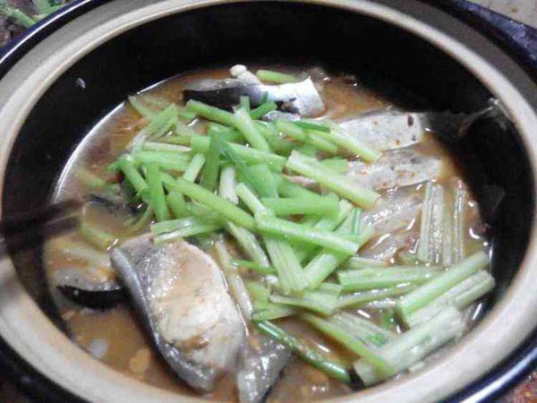 糖果鱼煲的做法大全