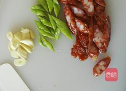 尖椒豆腐丝炒腊肠的做法