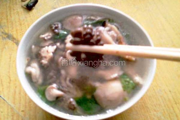 菌菇汤清汤的做法