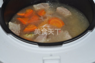 排骨汤和鲍鱼汤的做法