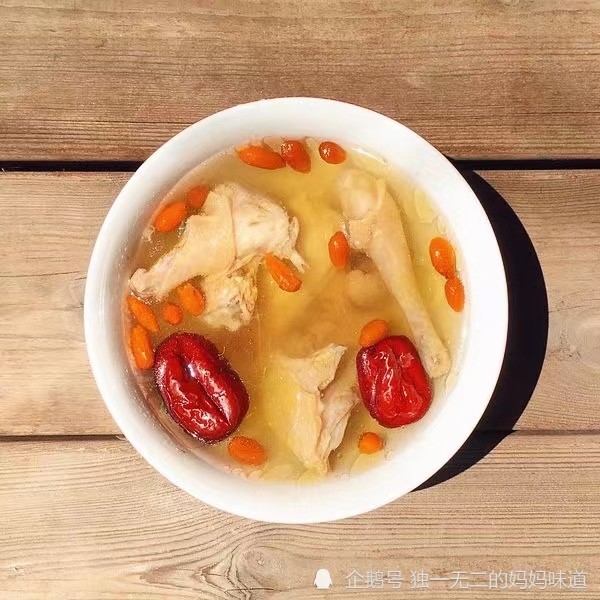 冬天红枣鸽子汤的做法