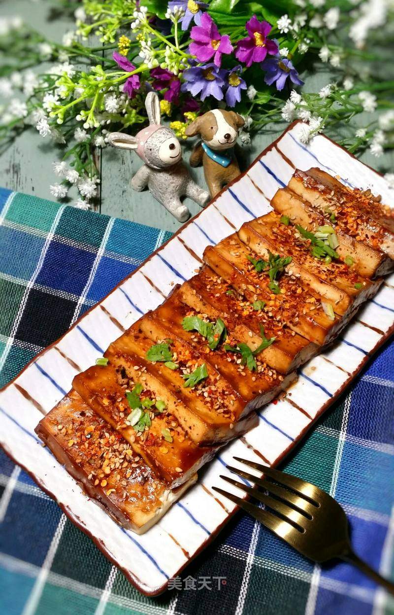 冷天烤火烤豆腐的做法